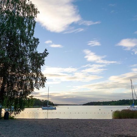 Villa Vita Grindarna / Djuroe Havsbad à Djurhamn Extérieur photo