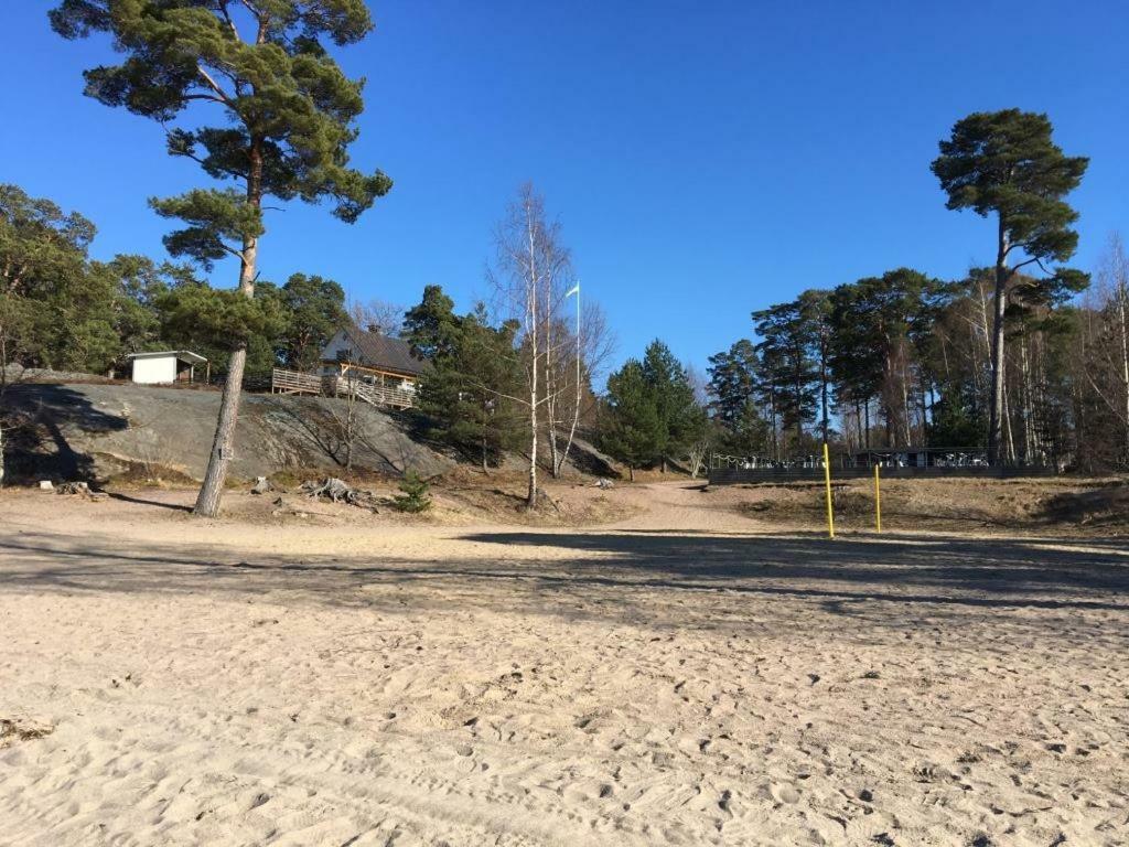 Villa Vita Grindarna / Djuroe Havsbad à Djurhamn Extérieur photo