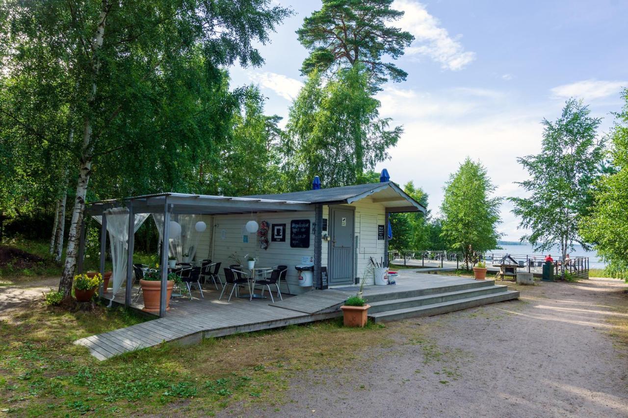 Villa Vita Grindarna / Djuroe Havsbad à Djurhamn Extérieur photo
